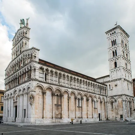 Residenza Di Via Fontana Bed & Breakfast Lucca