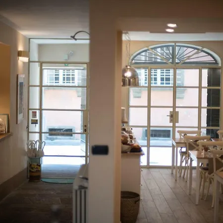 Residenza Di Via Fontana 3*