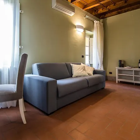 Residenza Di Via Fontana Lucca